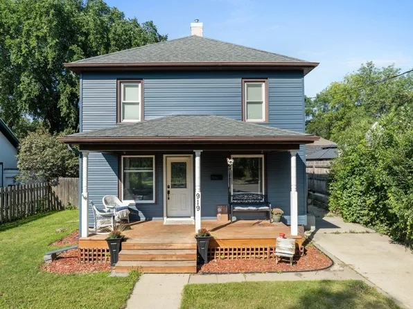 919 Main St N, Minot, ND 58703