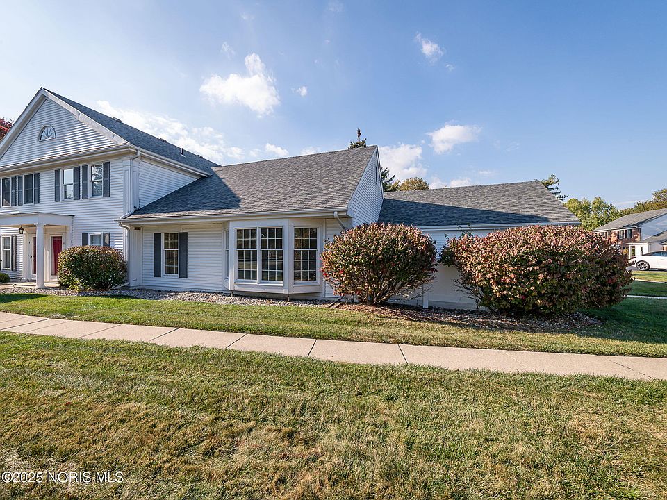 1st image of 8 Arbor Ct