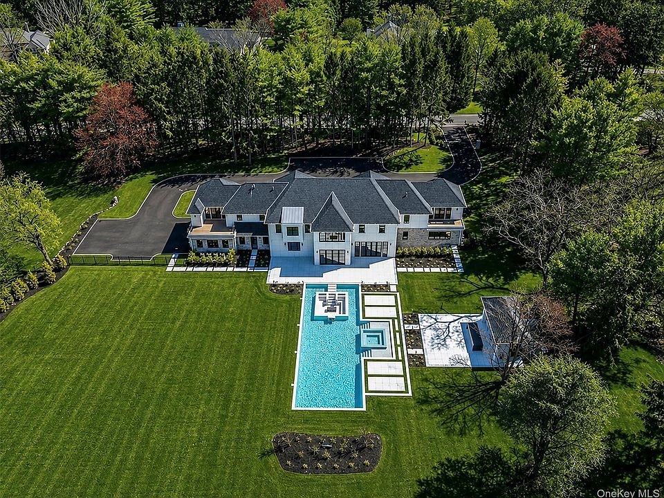 1st image of 30 Evans Drive