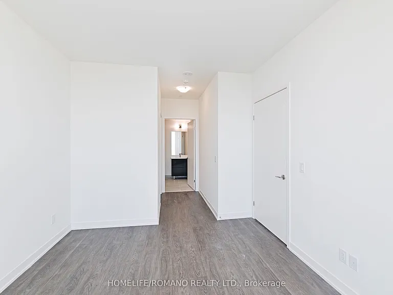 6 David Eyer Rd #806 — Photo 14