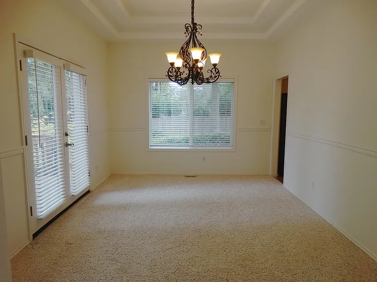 16655 SW Springwater Ct — Photo 3