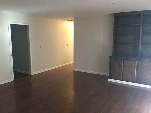 5th image of 2369 Pauline Dr