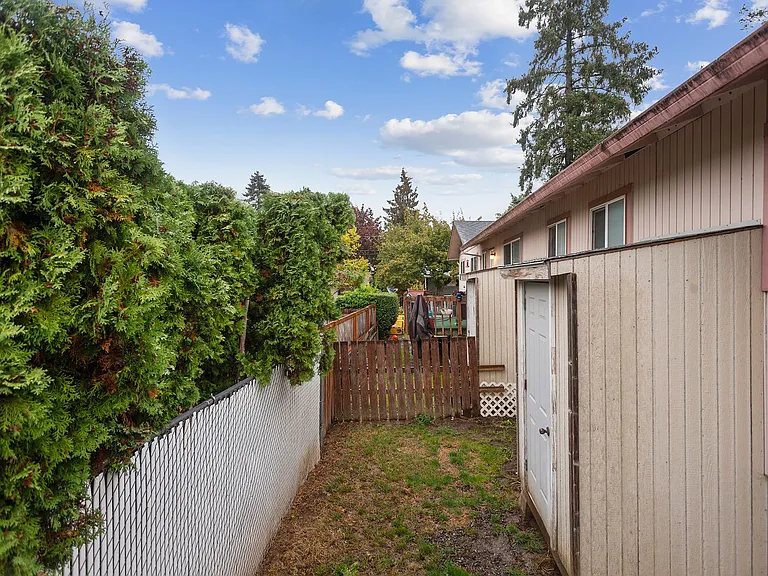 22745 SW Orcutt Pl — Photo 17