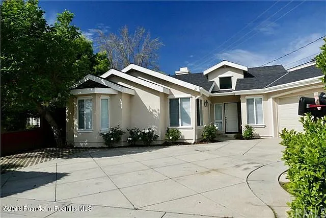 21 S Michillinda Ave — Photo 1