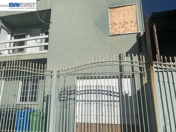 1278 Thomas Ave, San Francisco, CA 94124