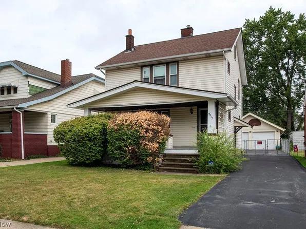 9817 Robinson Ave, Garfield Heights, OH 44125