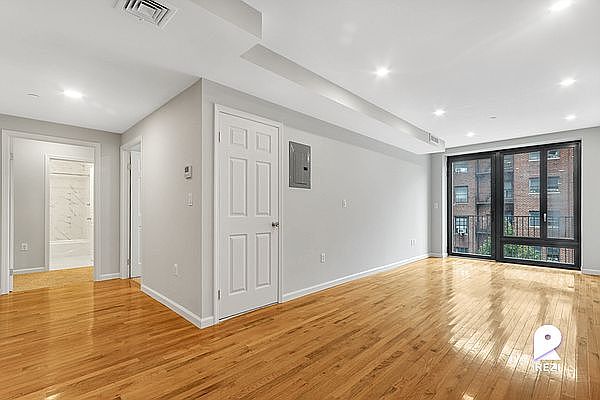 1st image of 14836 89th Ave #4A