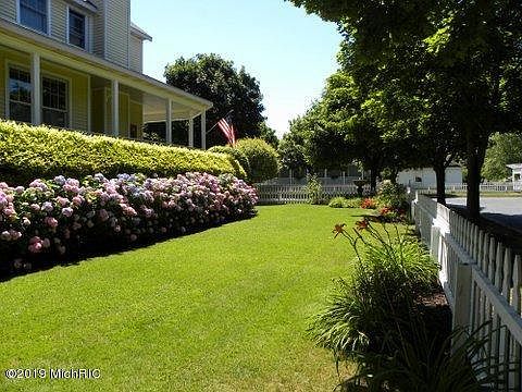 3rd image of 417 Summer Grove Dr