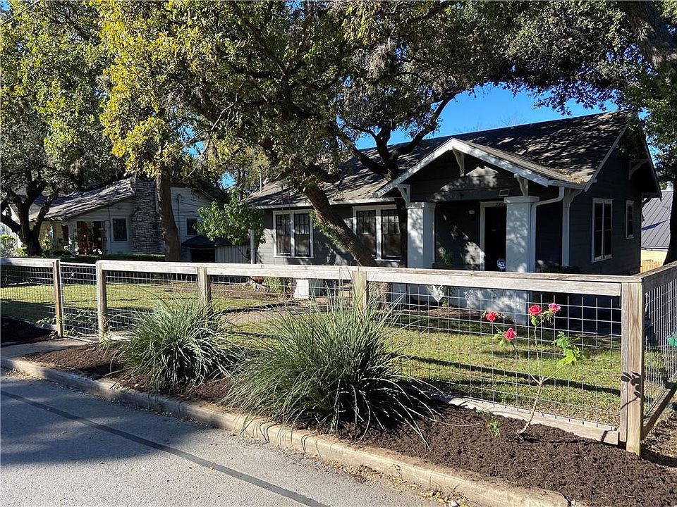 1st image of 2848 Shoal Crest Ave