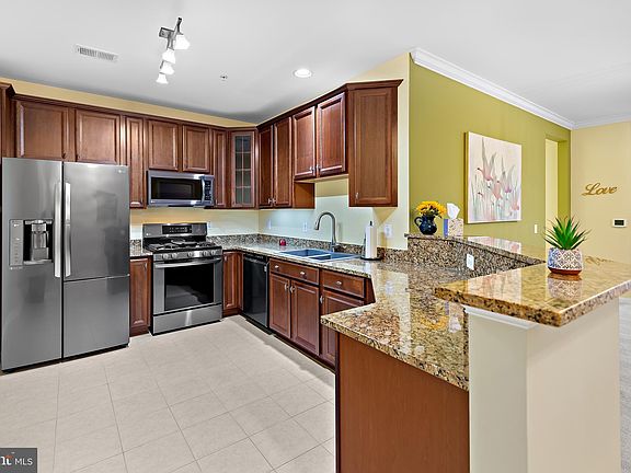 5th image of 1403 Wigeon Way Unit 303