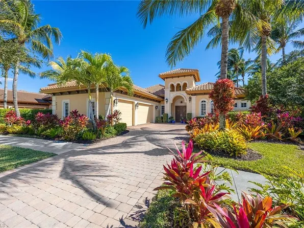 8890 Shenendoah CIR, NAPLES, FL 34113