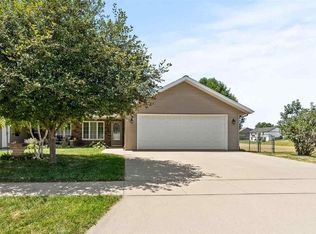 711 W 3rd St, Kalona, IA 52247