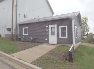 103 N Warren St, South Wayne, WI 53587