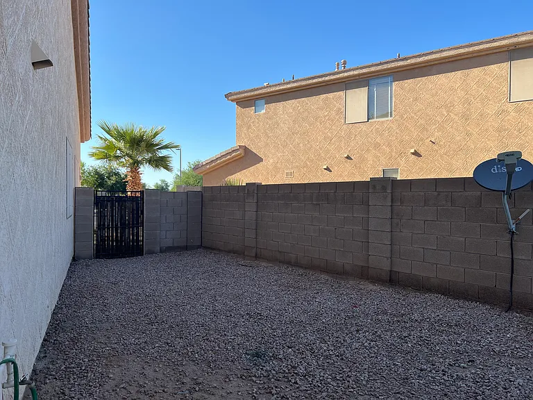14533 W Verde Ln — Photo 31