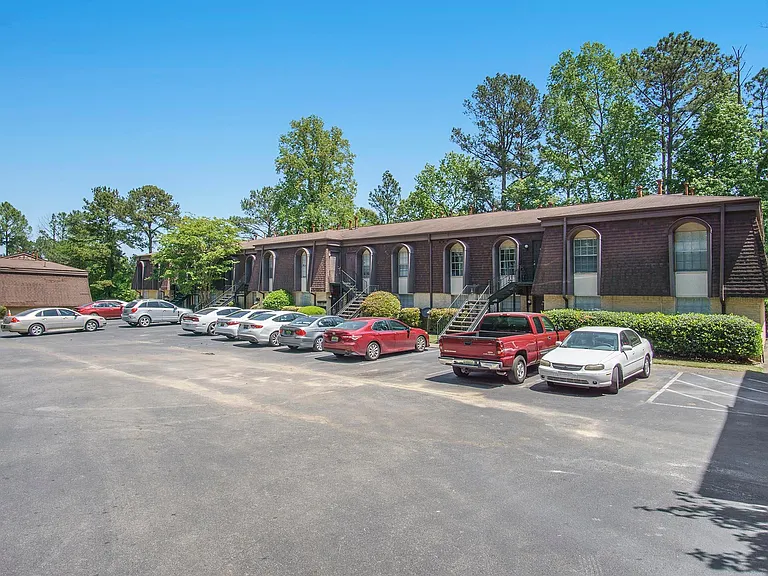 3267 Warringwood Dr — Photo 4