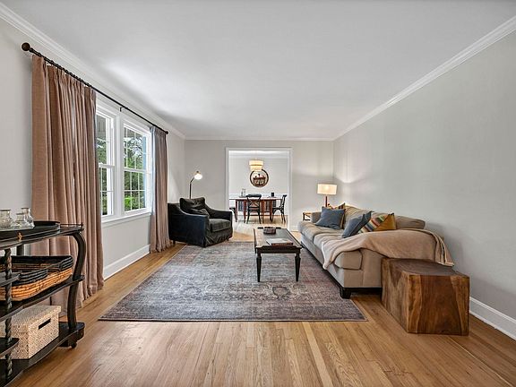4th image of 6824 Longbrook Rd
