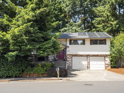 3725 NW 1st St, Gresham, OR, 97030