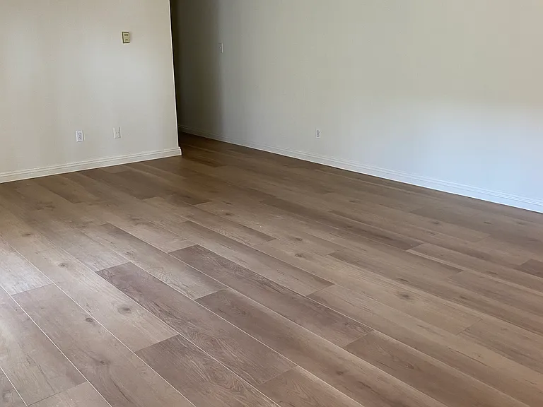 Live Oak apartments — Photo 7