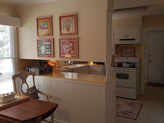 5th image of 3504 Indian Springs Dr
