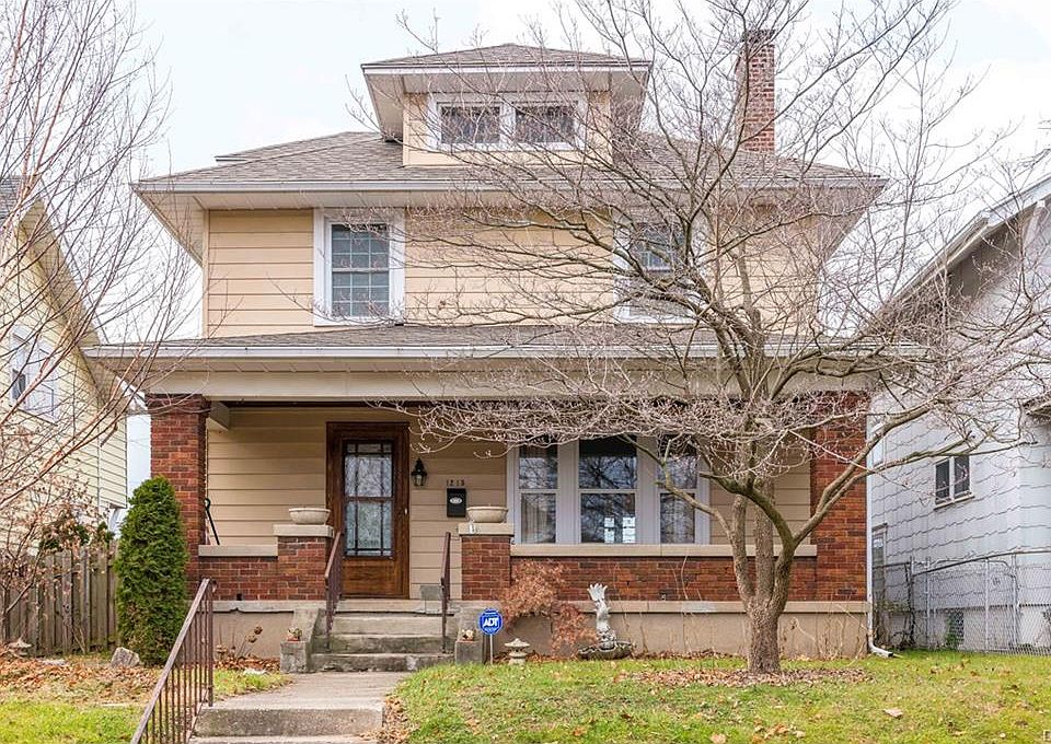 1st image of 1209 Holly Ave