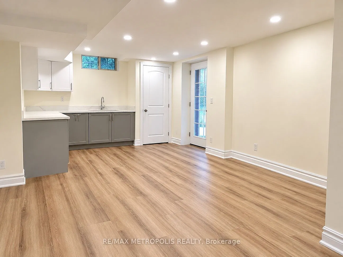 2 bed, $1,800 — Photo 2