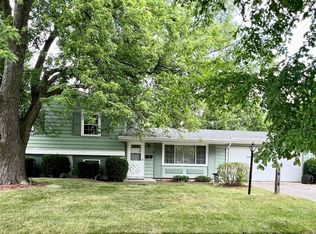 1718 Maplewood Rd, Fort Wayne, IN 46819