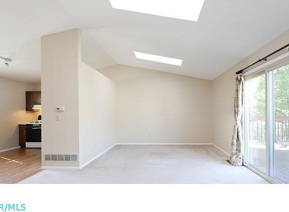 5th image of 8377 Seabright Dr