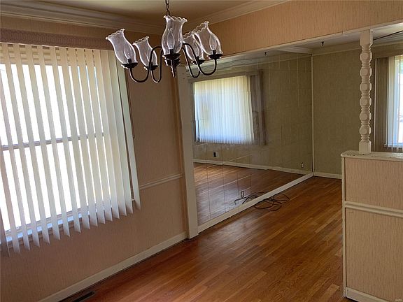 4th image of 10523 Byfield Dr