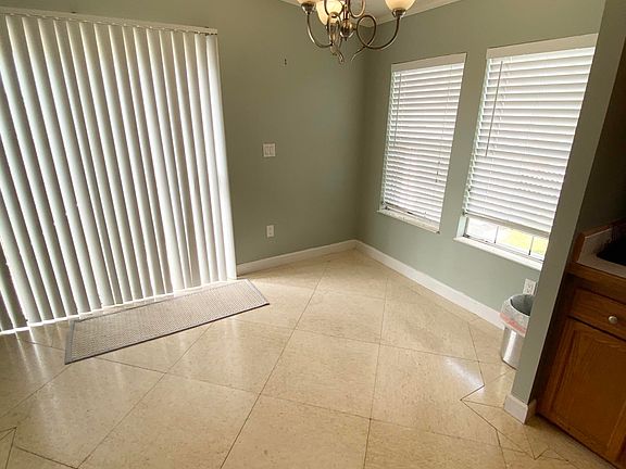 Home For Sale In Sandalfoot