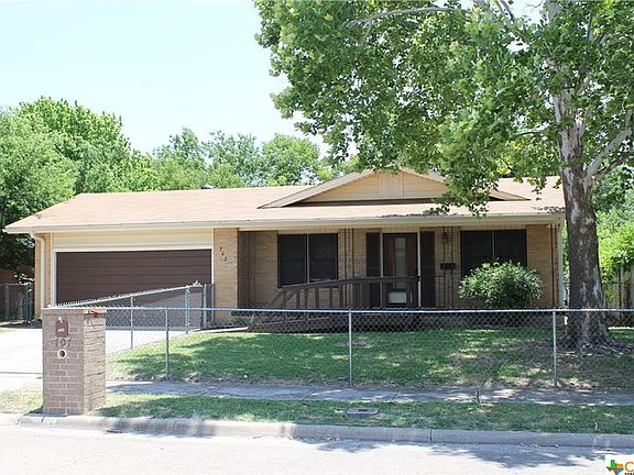 2nd image of 707 S 1st St