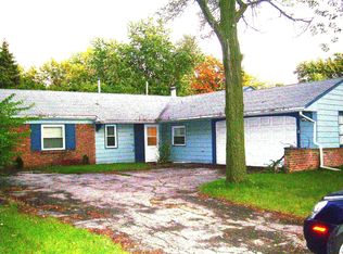 108 Oxford Rd, Bolingbrook, IL 60440