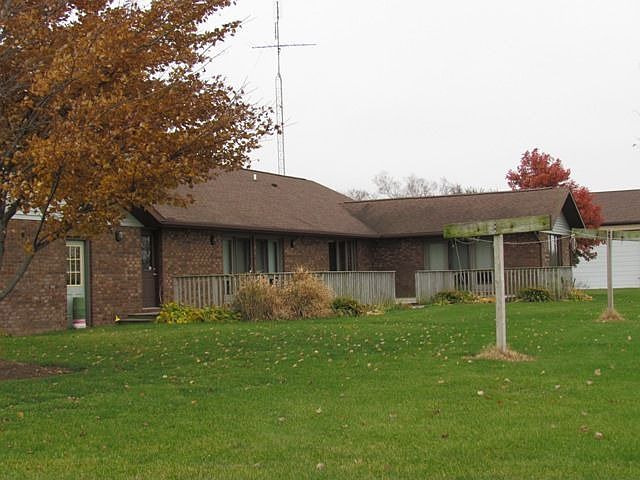 2nd image of 1370 Park Rd