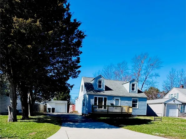 196 S Point Dr, Avon Lake, OH 44012