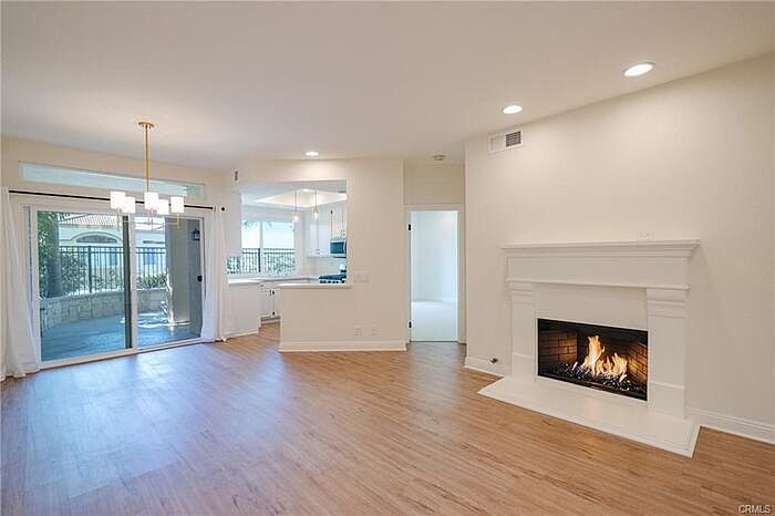 1st image of 11150 Glenoaks Blvd