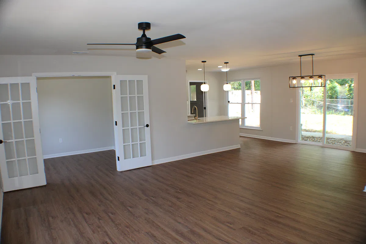 Building Photo - 108 Greenbriar Dr