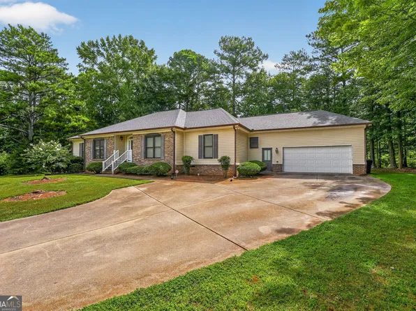 3450 Mackenzie Ct, Powder Springs, GA 30127