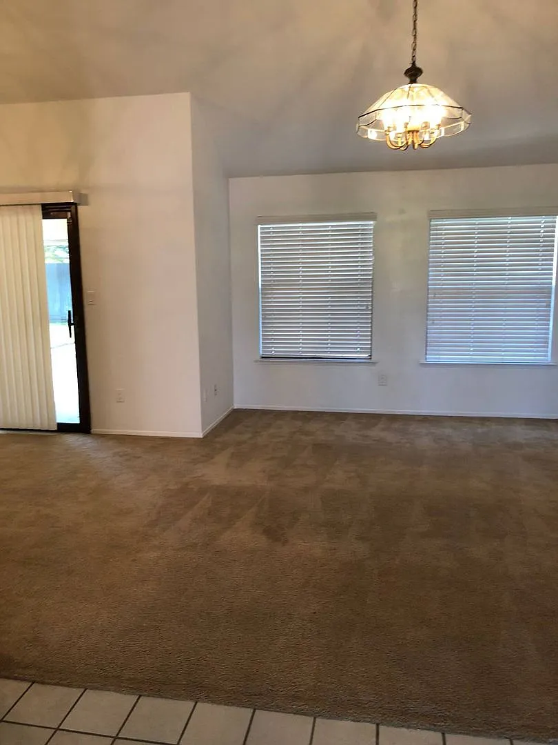 Perfect 3bd +Office 2ba Sw Bakersfield — Photo 3