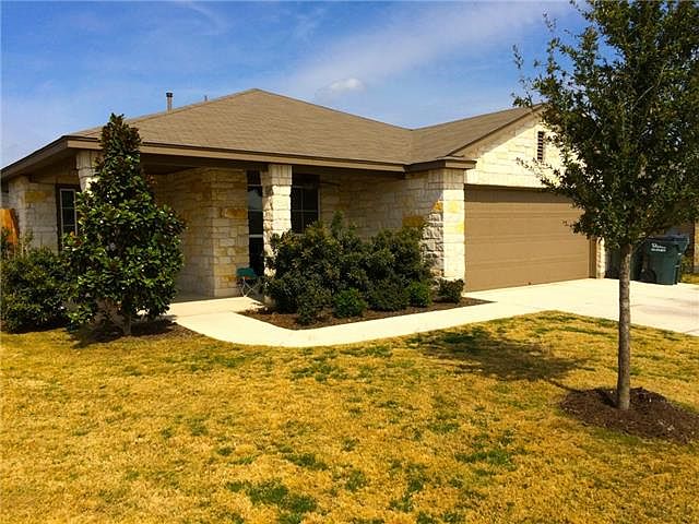 2nd image of 103 Wisteria Way