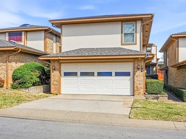 104 Morrow Dr, Bedford, TX 76021