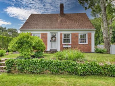 426 Buxton St, North Smithfield, RI, 02896