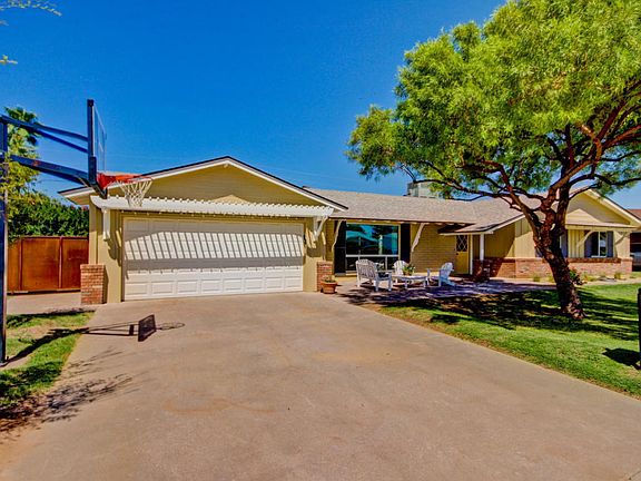 2nd image of 332 W El Caminito Dr