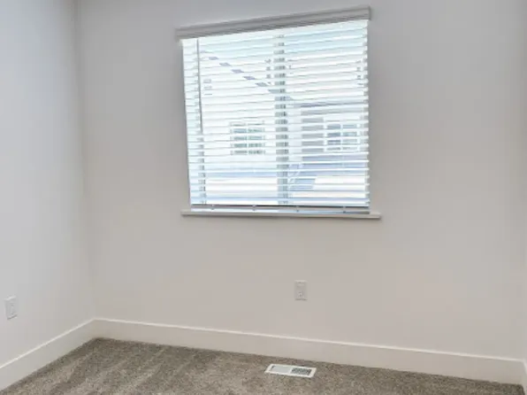 Canyon Del Rio Village Apartments and Townhomes