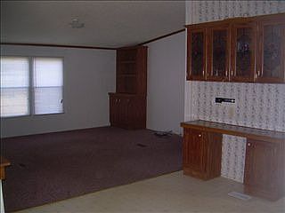 4th image of 1541 Randolph Dr