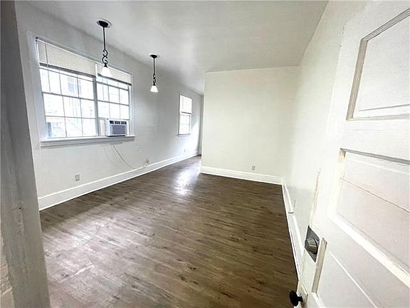 5th image of 1405 Terpsichore St #6