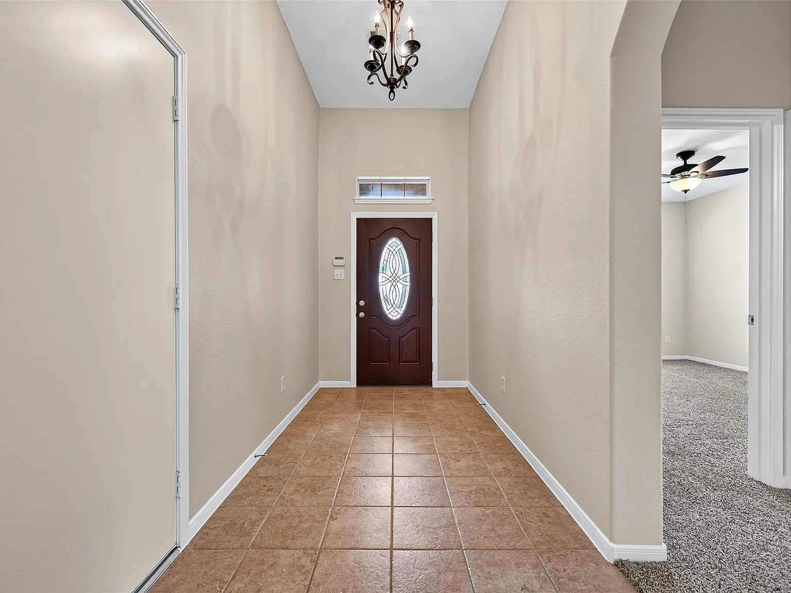 4 bed, 2.0 bath, 2154 sqft, $2,300 — Photo 3