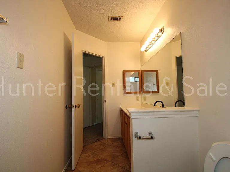 1802 Mattie Dr — Photo 14