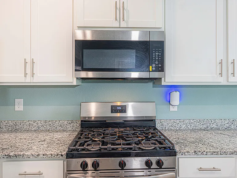 32667 Revere Dr — Photo 15