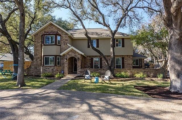 1st image of 7704 Stoneywood Dr