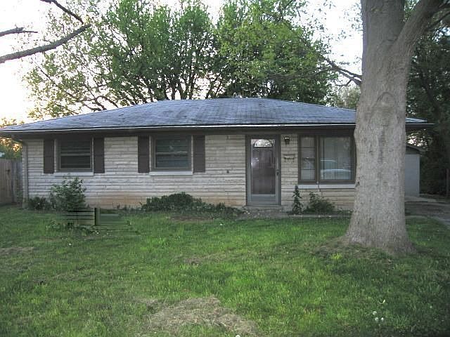 1st image of 1921 Cherry Ct