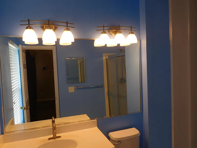 En-Suite Bathroom Pic2